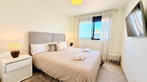 Room City Estepona Infinity 2BR&Parking Beach
