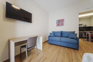 Samys Apartment - Blue & Green