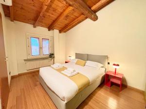 Red Nest Cozy Loft near Milano and Rho Fiera