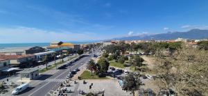 Prestigioso attico con terrazza vista mare a Viareggio