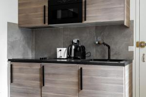 TheBlueStay 350 - Stunning Apt in République