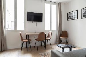 TheBlueStay 350 - Stunning Apt in République