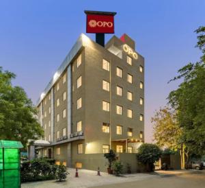 Lyro Hotel DLF Cybercity
