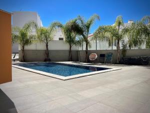 Apt IM - With pool, wifi and parking