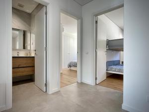 Apt IM - With pool, wifi and parking