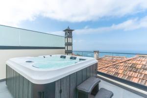 Paradise View by Atlantic Holiday