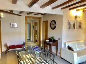 Apartamento Amplio en el Centro de Barcelona - 3 Habitaciones - ES-341-4