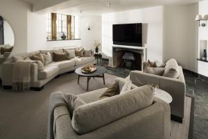 Seacliff Apartment