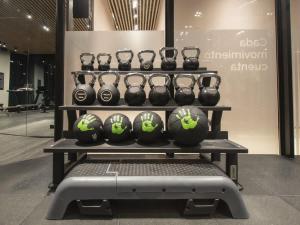 Elegant 1br apartment with shared pool and gym