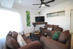 Uvongo Breeze 22