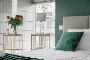 Śrutowa - Przestronny apartament w centrum z parkingiem i dwoma tarasami - Wrocław - Fair Rentals