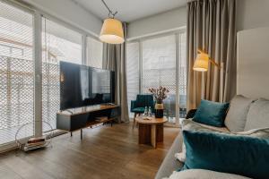 Śrutowa - Przestronny apartament w centrum z parkingiem i dwoma tarasami - Wrocław - Fair Rentals