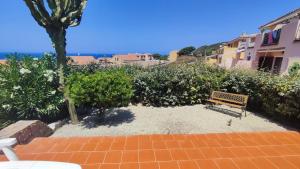 Vista mare spettacolare con terrazza a 2 minuti dalla spiaggia