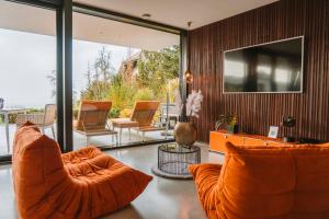 ORANGE LOUNGE Attersee