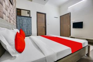 Hotel O Inder Inn