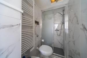 New Rustic Home on Lake Como, La casa del Borgo, Historic Village