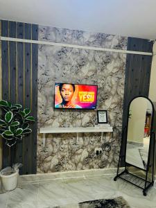 A fully furnished, beautiful, condusive space
