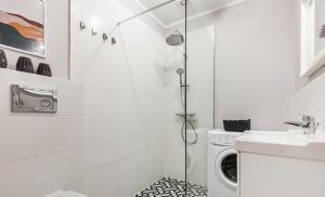 Hello Apartments Modern Hallera