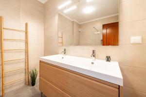 GuestReady - Apple beach hideaway with sea views