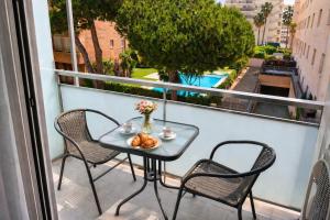 Apartament SOL Y MAR-2 min to Fenals Beach-Balcony