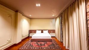 Vatër Hotel