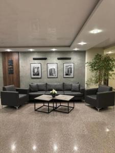 Sunset Luxury One Bedroom Apartment