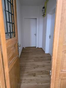 Mrazoviceva street 2bedroom apartment