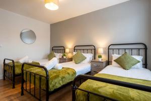 Central Birmingham Group Apartment with Parking and Fast WiFi