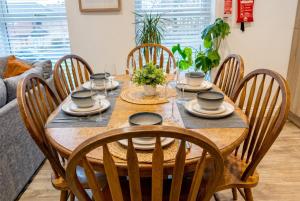 Central Birmingham Group Apartment with Parking and Fast WiFi