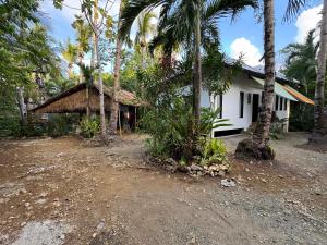 Nutmeg Cottage SIARGAO 2BR exclusive whole house