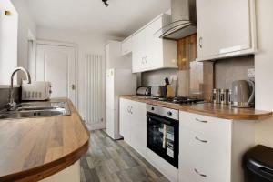 Freshly Renovated, Feels Like Home, Sleeps 3