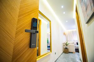 Luxury 1BR Appart with Private Parking & Central AC 5 min from Gueliz