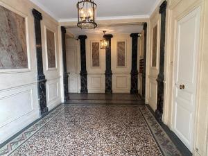 SUITE TOURVILLE Tour Eiffel