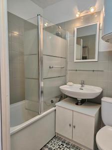 Appartement Chaleureux- pied de pistes