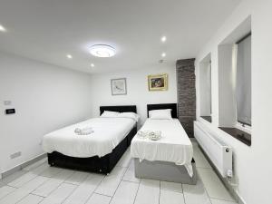Nice Bell street 2 bedroom flat A