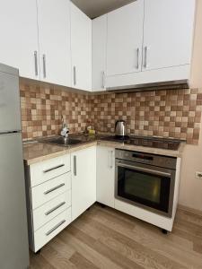 Comfort Apartment City Center Tirana with Balcony 2