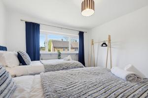 Comfy, Spacious, 3 Bed House - Free Parking - Quiet Area - Near Solihull, NEC, Airport