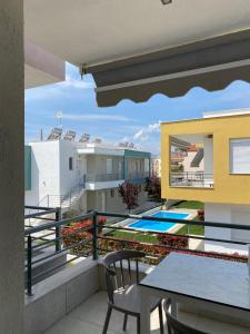 Danai Apartment with pool, for up to 6 guest