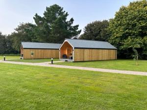 Riverside Retreats - Bella Parking & Sleeps 4