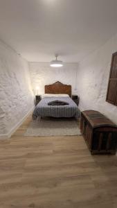 Apartamento con encanto en Tolox Habitación cueva patio y cerca del balneario