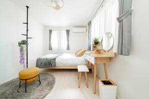 Hotel Fuji 1min to st ation ,4min to Sky street,8min to Asakusa
