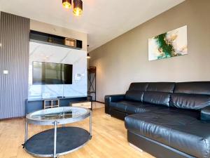 Central APT 1 Sea View with Parking place