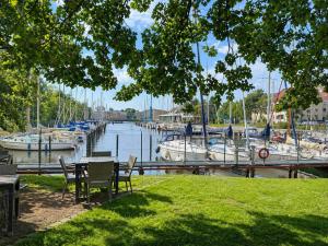 Family-Apartment,zentral, direkt am Yachthafen, Parkplatz