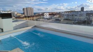 Alo Lazaga Exclusive Beach