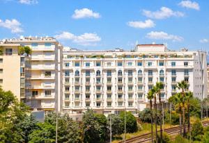Stylish 3P, 2 pas la Croisette
