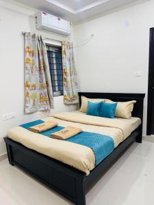 B2 601 1BHK Flat by Charter Stays