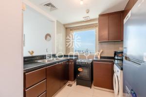 Elegant Stay in Burooj City View Apartment