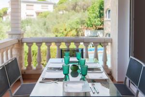 WELCS VILLA 340 EMP con piscina compartida