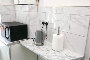 Modern 2-Bed Flat in Elephant & Castle, London