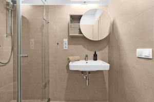 The Heart of Shopping & City Life